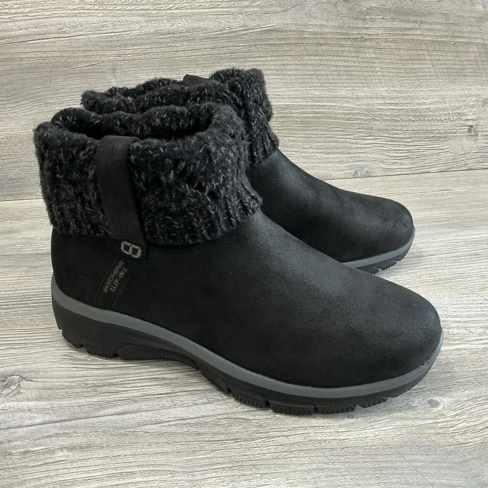 Skechers Women's Easy Going-Cozy Weather 2-Hands Free Slip-ins Ankle Boot 9.5 US